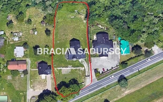 * zdjęcia należą do właściciela domu 
 
 Przestronny dom z widokową działką przy lesie Wolskim - Kraków Zwierzyniec  
 
 Nieruc