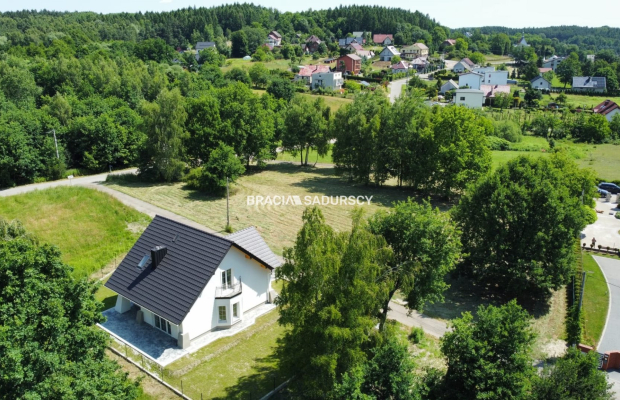 Na sprzedaż piękny wolnostojący dom w Dąbrowie Szlacheckiej, Wołowice.  
 
Stan deweloperski. 
Wykonany według projektu Bella S