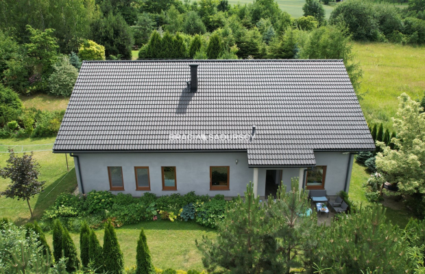 Dom z widokiem na jezioro