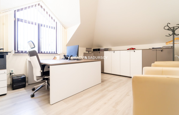 Lokal / biurowy / usługowy / 125 m2 