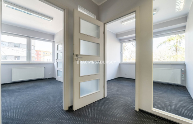 Lokal na wynajem / biuro / usługi / ul. Centralna