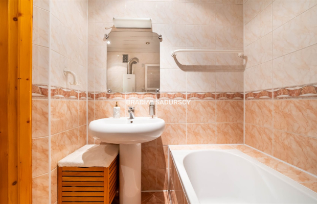 Mieszkanie w kamienicy 82 m2 stare miasto,poddasze