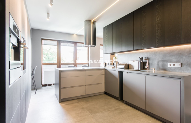 Dwupoziomowy ekskluzywny apartament blisko centrum
