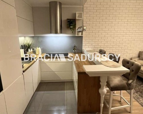 Mieszkanie 3-pok. z klimatyzacją – 63 m², Kalwaria