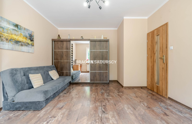 62,2 m2 w bloku z własnym terenem zielonym