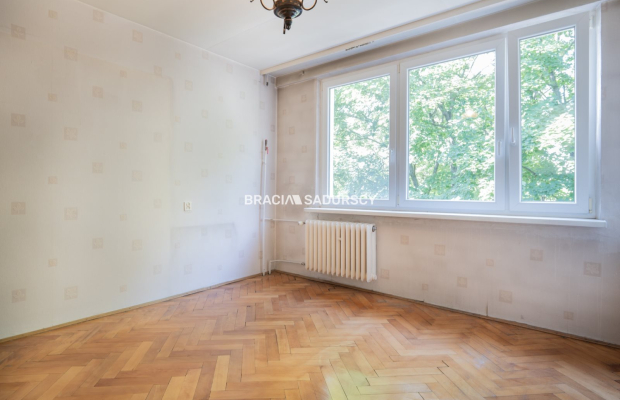 2 pokoje | Loggia | Nowa Huta | Do remontu