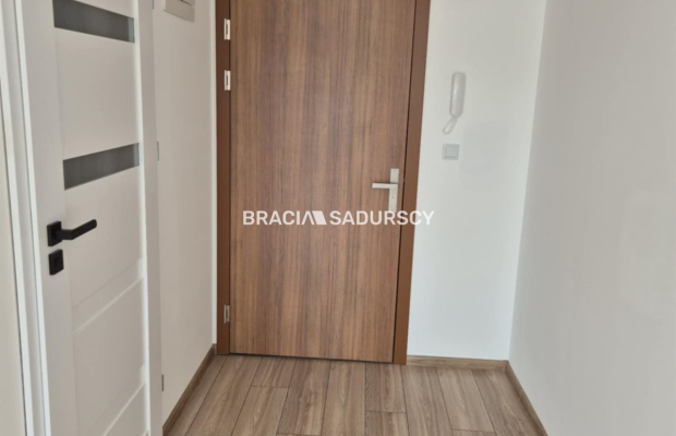 Mam przyjemność zaoferować Państwu lokal typu studio w świeżo wyremontowanym apartamentowcu dzielnica Zakrzówek- Dębniki w Krak