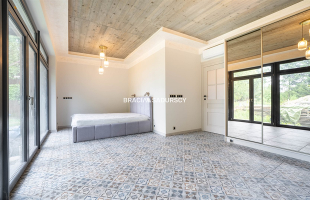 2 pok ok 60m2 z duzym ogódkiem Ruczaj