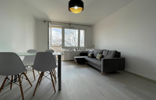 Oś Na Stoku 3 pokoje, balkon, 