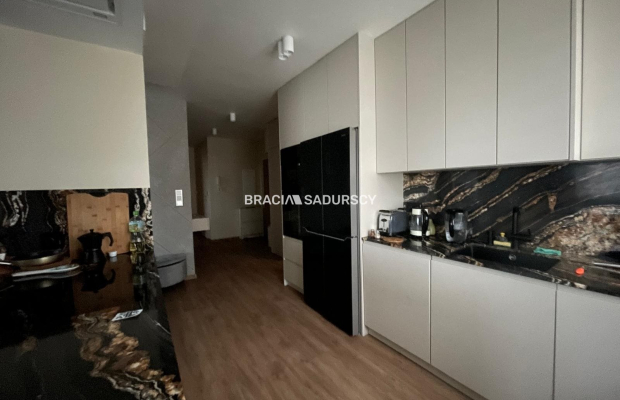 4 pok. mieszkanie 79 m² z klimatyzacją, ul. Fredry