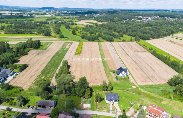 Rączna – 54 ary, 8,5 ara budowlane, blisko Krakowa