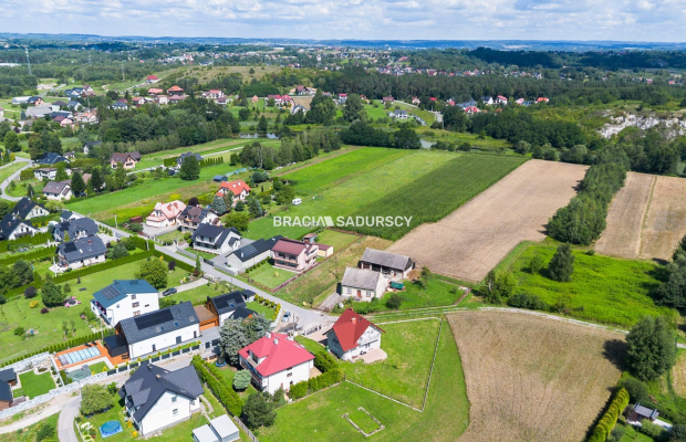Jeziozany/Liszki – 54 ary, 29 arów budowlane