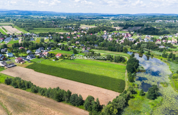 Jeziozany/Liszki – 54 ary, 29 arów budowlane