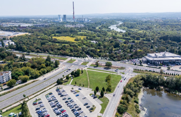Akademik / Hotel / Biurowiec / Lok. niemieszkalne