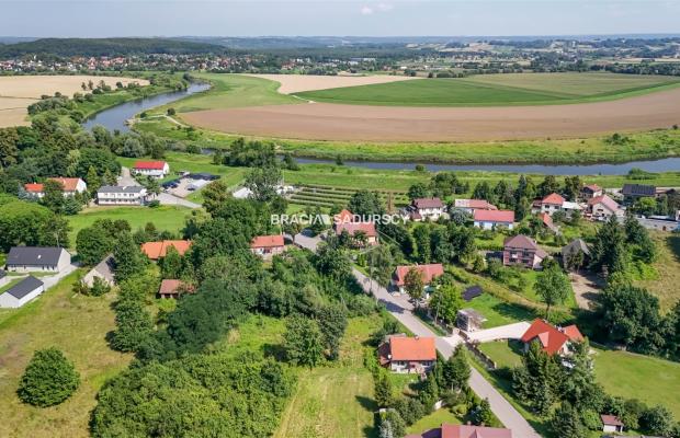 Działka budowlana / uzbrojona / MPZP