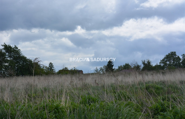  Działka budowlano-rolna o pow.: 1726 m2