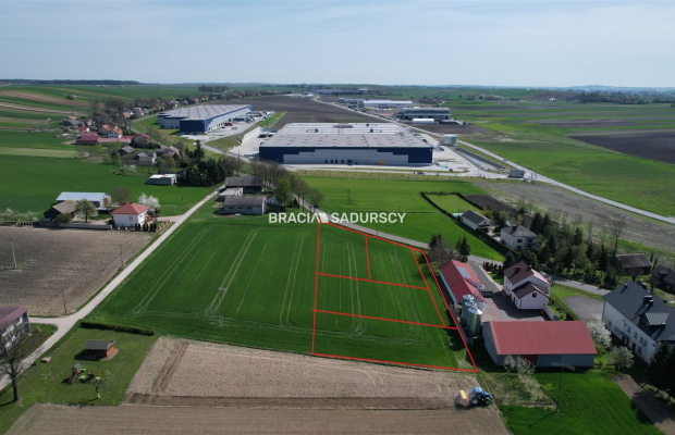 Działka budowlano-usługowa Wezerów, Słomniki