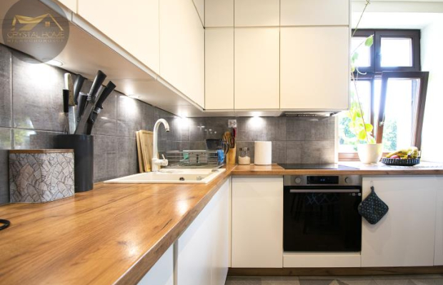 3pokoje, 65m2, winda, parking