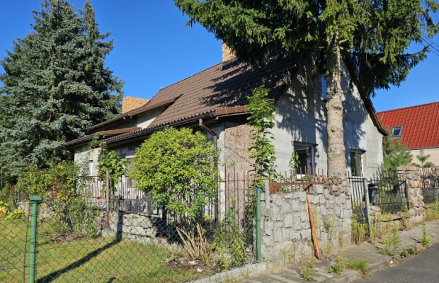 Dom Wolnostojący o pow. 132 m2 na dużej Działce o pow. 1244 m2 w cenie mieszkania Goleniów os. Helenów