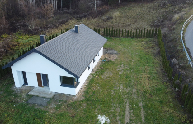 Dom, Dys, 1000 m2 działki,