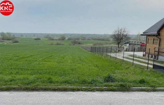 Ładna działka budowlano-rolna, blisko rzeka Wieprz.