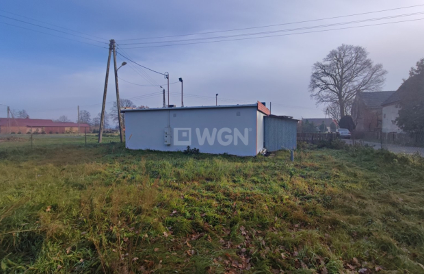 Przecław, działka, 397 m2, sprzedam, 99 000 zł.  
  
Na sprzedaż działka o powierzchni 397 m2 z lokalem handlowo - usługowym.  