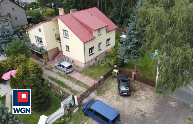 Nowa Sól, dom wolnostojący, działka 780 m2, 7 pokoi, sprzedam, 700 000 zł.  
  
REZERWACJA  
  
  
Przedstawiam Państwu ofertę 