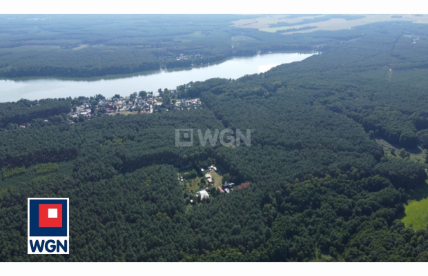 Lubiatów, blisko jeziora, działka usługowo-turystyczna, 7344 m2, cena 649 000 zł, sprzedam.  
  
Ośrodek składa się z działki o
