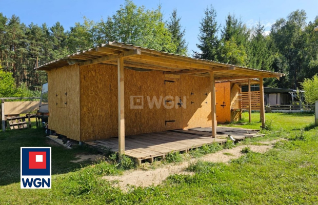 Lubiatów, blisko jeziora, działka usługowo-turystyczna, 7344 m2, cena 649 000 zł, sprzedam.  
  
Ośrodek składa się z działki o