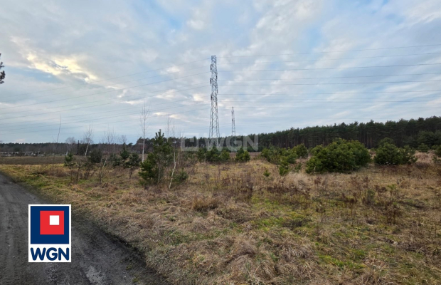 Zapraszam do zapoznania się z ofertą sprzedaży gruntu o powierzchni 14996 m2, położonej w Kłopotowie, gm. Lubin. 
 
Działka wed