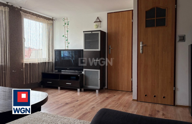 Nowa Sól, mieszkanie, 2 pokoje, 44 m2, sprzedam, 149 000 zł.  
  
Oferuję na sprzedaż funkcjonalne oraz przestronne dwu pokojow