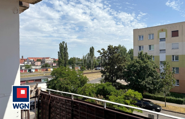 Nowa Sól, mieszkanie 1 pokój, 30,8 m2, sprzedam, cena 175 000 zł.  
  
CENA DO NEGOCJACJI!  
  
Oferuję na sprzedaż kawalerkę w