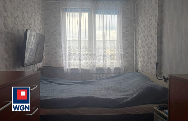 Nowa Sól, mieszkanie, 3 pokoje, 50,8 m2, sprzedam, cena 349 000 zł.  
  
Oferuję na sprzedaż rozkładowe mieszkanie w bloku przy
