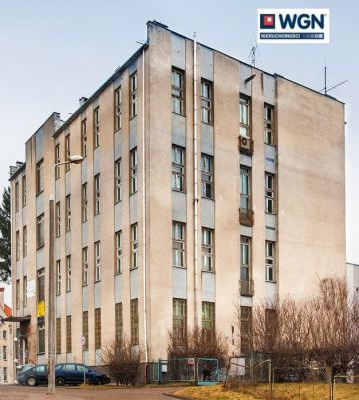 Ostróda, budynek biurowy, 2436 m2, sprzedam, 1 530 000 zł, netto.  
  
Biura w centrum, blisko C.H. Galeria Mazurska.  
  
Prze