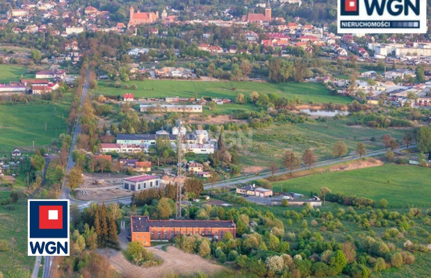 Lidzbark Warmiński, budynek biurowo-techniczny z dużą działką inwestycyjną, sprzedam, 4 100 0000 zł, netto.  
  
Duża działka i