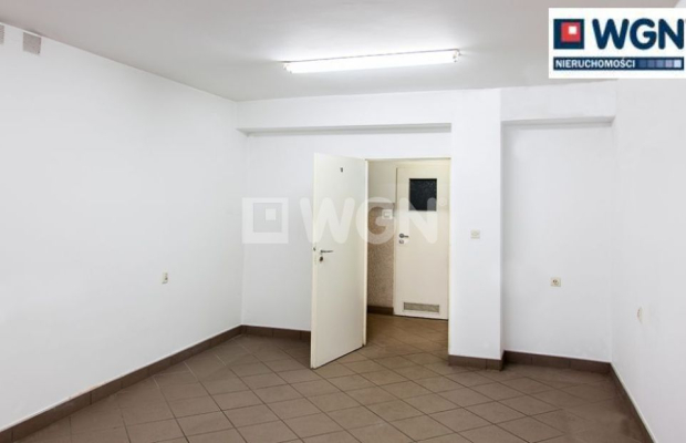 Olsztyn, budynek biurowy, dom mieszkalny, 1102 m2, sprzedam, 1 520 000 zł, netto.  
  
Kompleks budynków pod działalność gospod