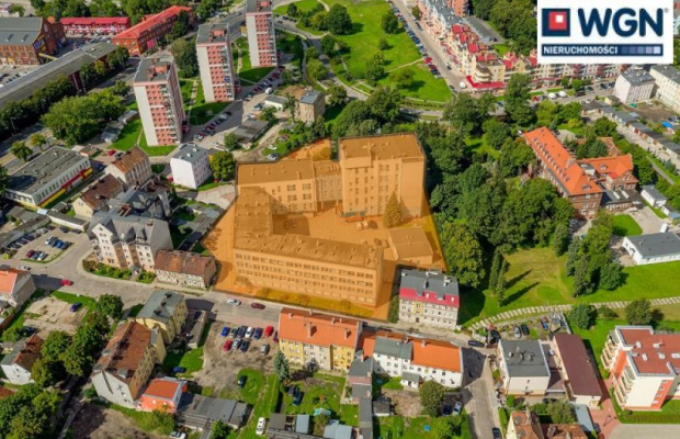 Elbląg, budynki biurowe, 9040 m2, sprzedam 6 000 000 zł, netto.  
  
Na sprzedaż kompleks budynków biurowo-technicznych z parki