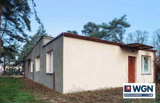 Szczecin, budynki mieszkalne, 621 m2, działka 13 000 m2, sprzedam, 2 260 000 zł netto.  
  
Na sprzedaż kompleks budynków miesz