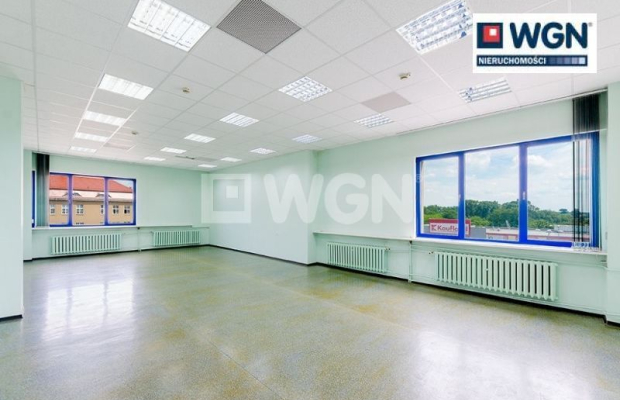 Kościan, budynek biurowo-techniczny, 1780 m2, sprzedam, 770 000 zł netto.  
  
Przedmiotem sprzedaży jest prawo użytkowania wie