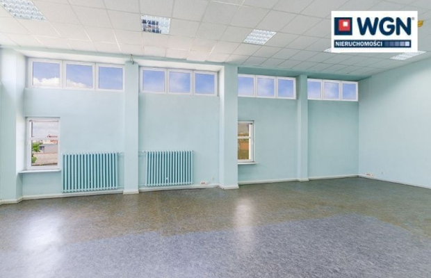 Gostyń, budynki biurowo - magazynowe, 1758 m2, sprzedam, 820 000 zł netto.  
  
Przedmiotem sprzedaży jest prawo użytkowania wi