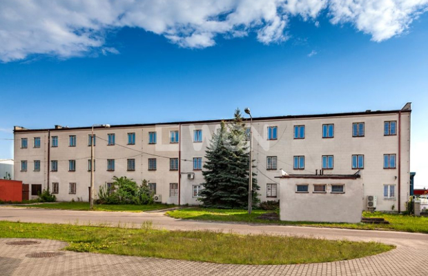 Ostrołęka, budynek biurowo-techniczny, 1729 m2, sprzedam, 1 150 000 zł, netto.  
  
Przedmiotem sprzedaży są dwie nieruchomości