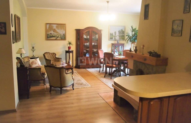 Polkowice, dom, 165 m2, 5 pokoi, 1 250 000 zł, sprzedam.  
  
Na sprzedaż dom wolnostojący, z poddaszem użytkowym, wybudowany w