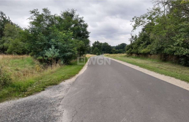 Łodygowice, powiat żywiecki, działki usługowo - mieszkaniowe 5500m2, sprzedam 850 000 zł.  
  
Na sprzedaż 5 atrakcyjnych dział