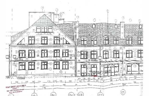 Polkowice, Rynek, lokal 167,2 m2, wynajmę, 10 000 zł miesięcznie.  
  
Do wynajęcia lokal handlowo - usługowy w budynku w samym