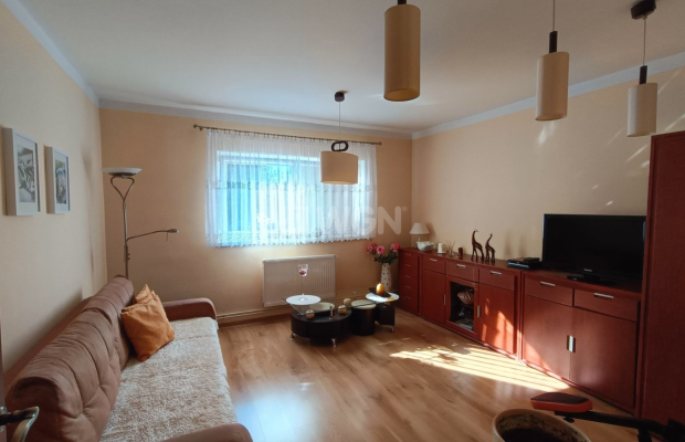 Wysoka, gmina Przemków, mieszkanie 54 m2, parter, sprzedam, 175 000 zł.  
  
Na sprzedaż mieszkanie bezczynszowe położone na pa