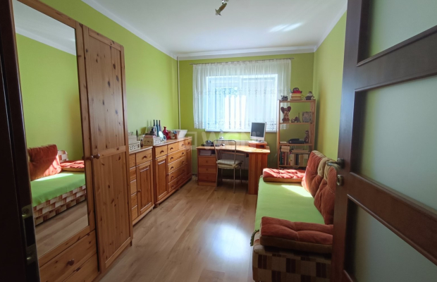Wysoka, gmina Przemków, mieszkanie 54 m2, parter, sprzedam, 175 000 zł.  
  
Na sprzedaż mieszkanie bezczynszowe położone na pa