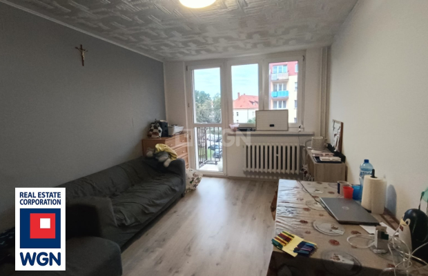 Głogów, mieszkanie 46,68 m2, trzy pokoje, sprzedam, 2 piętro, 249 000 zł.  
  
Zapraszam do zapoznania się z ofertą.  
Możliwoś