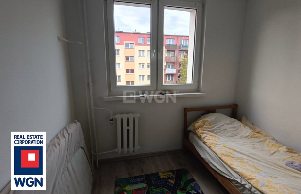 Głogów, mieszkanie 46,68 m2, trzy pokoje, sprzedam, 2 piętro, 249 000 zł.  
  
Zapraszam do zapoznania się z ofertą.  
Możliwoś