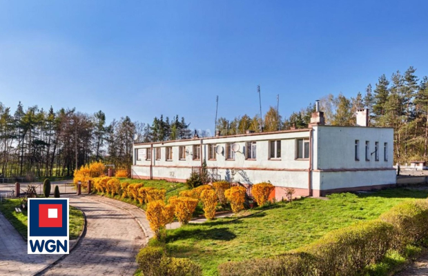 Strzelce, gm Dobroszyce, budynki usługowo - mieszkalne, 1953 m2, sprzedam, 1 000 000 PLN, netto.  
  
NIERUCHOMOŚĆ Z UMOWAMI WY