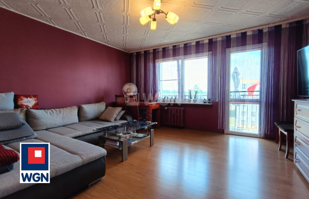 Chocianów, mieszkanie, 3 pokoje, piętro III, 64,10 m2, sprzedam, 290 000 zł.  
  
  
Zapraszam do zapoznania się z ofertą trzyp